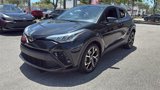 Used 2021 Toyota C-HR XLE image 3