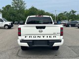 Used 2022 Nissan Frontier SV image 4