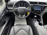 Used 2018 Toyota Camry SE image 4