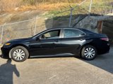 Used 2018 Toyota Camry LE image 5