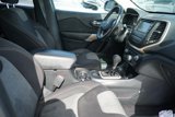 Used 2017 Jeep Cherokee Sport w/ Cold Weather Group image 6