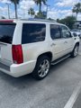 Used 2012 Cadillac Escalade Luxury image 4