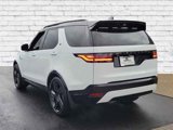 New 2025 Land Rover Discovery Dynamic SE image 3