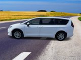 Used 2022 Chrysler Voyager LX image 2