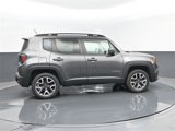 Used 2016 Jeep Renegade Latitude image 4