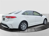 Used 2022 Toyota Corolla LE image 3