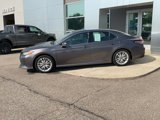 Used 2020 Toyota Camry XLE image 2