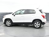 Used 2022 Chevrolet Trax LS w/ Tint and Cruise Package image 5