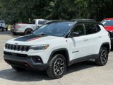 Used 2024 Jeep Compass Trailhawk w/ Trailhawk Elite Group image 3