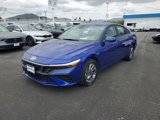 Used 2024 Hyundai Elantra SEL image 3