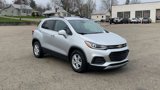 Used 2020 Chevrolet Trax LT w/ LT Convenience Package image 2