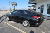 Used 2021 Hyundai Elantra SE image 4