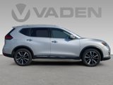 Used 2019 Nissan Rogue SL image 2