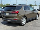 Used 2023 Chevrolet Equinox LT image 3