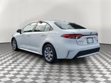 Used 2022 Toyota Corolla LE image 4