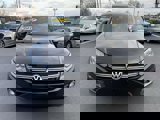 Used 2017 Volkswagen Tiguan Sport image 2