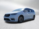 Used 2022 Chrysler Pacifica Limited image 4