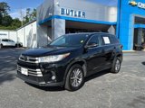 Used 2018 Toyota Highlander XLE image 2