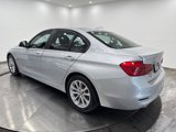 Used 2018 BMW 320i xDrive Sedan w/ Convenience Package image 5