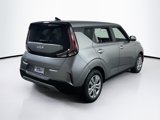 Used 2023 Kia Soul LX image 5