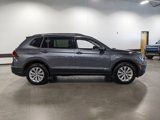 Used 2019 Volkswagen Tiguan SE w/ Panoramic Sunroof Package image 2