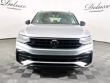 Used 2022 Volkswagen Tiguan SE R-Line image 2