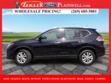 Used 2016 Nissan Rogue SV image 2