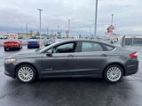 Used 2016 Ford Fusion SE image 2