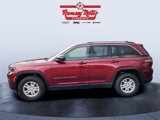 Used 2023 Jeep Grand Cherokee Laredo w/ Luxury Tech Group I image 2