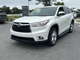 Used 2015 Toyota Highlander Limited Platinum image 2