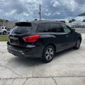 Used 2017 Nissan Pathfinder S image 4