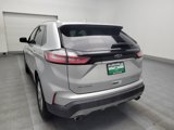 Used 2019 Ford Edge Titanium image 5