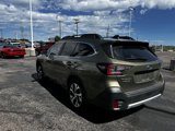 Used 2020 Subaru Outback Limited w/ Popular Package #2 image 3