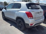Used 2022 Chevrolet Trax LT w/ Redline Edition image 3