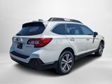Used 2018 Subaru Outback 2.5i Limited image 3