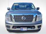 Used 2018 Nissan Titan SV image 3