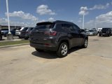 Used 2018 Jeep Compass Latitude w/ Popular Equipment Group image 4