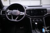 Used 2023 Volkswagen Atlas Cross Sport SE image 3