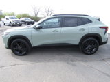 Used 2025 Chevrolet Trax ACTIV w/ Sunroof Package image 2