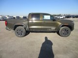 New 2025 GMC Canyon Elevation w/ Convenience Package image 3