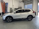 Used 2017 Nissan Rogue SL image 5