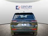New 2025 Jeep Grand Cherokee Altitude image 4