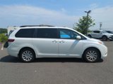 Used 2016 Toyota Sienna XLE image 2