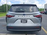 Used 2021 Toyota Sienna LE image 5