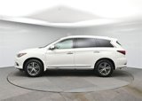 Used 2018 INFINITI QX60 FWD w/ Driver Assistance Package image 2