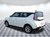 Used 2023 Kia Soul LX w/ LX Technology Package image 5