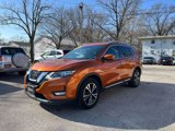 Used 2017 Nissan Rogue SL image 3