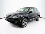 Used 2017 Volkswagen Tiguan SEL image 3