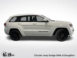 Used 2018 Jeep Grand Cherokee Altitude image 2