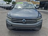 Used 2022 Volkswagen Tiguan SE image 2